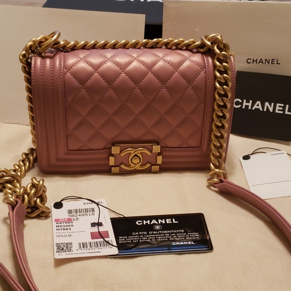 * SOLD **Chanel boy bag - Picture 2 of 8